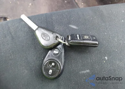 2010 Subaru Impreza 2.5I Premium из США, поврежденный, VIN JF1GH6B65AH827772